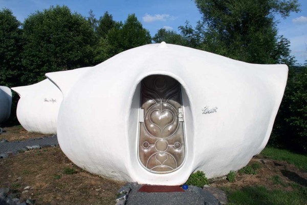 Im Love-Bubble gibt es ein herzförmiges Doppelbett
