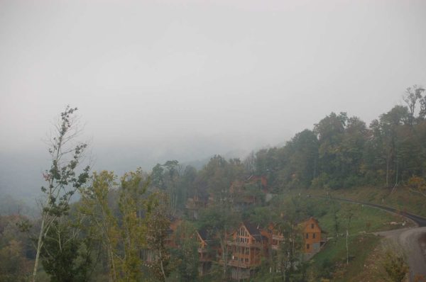 Viel Nebel: Feriendorf in den Great Smokey Mountains