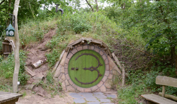 Hobbit-Wohnung auf dem Campingplatz Geversduin bei Bergen in Noordholland