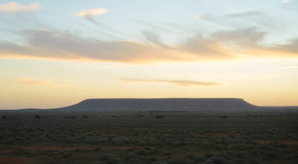 Tafelberg in New South Wales während des Sonnenuntergangs