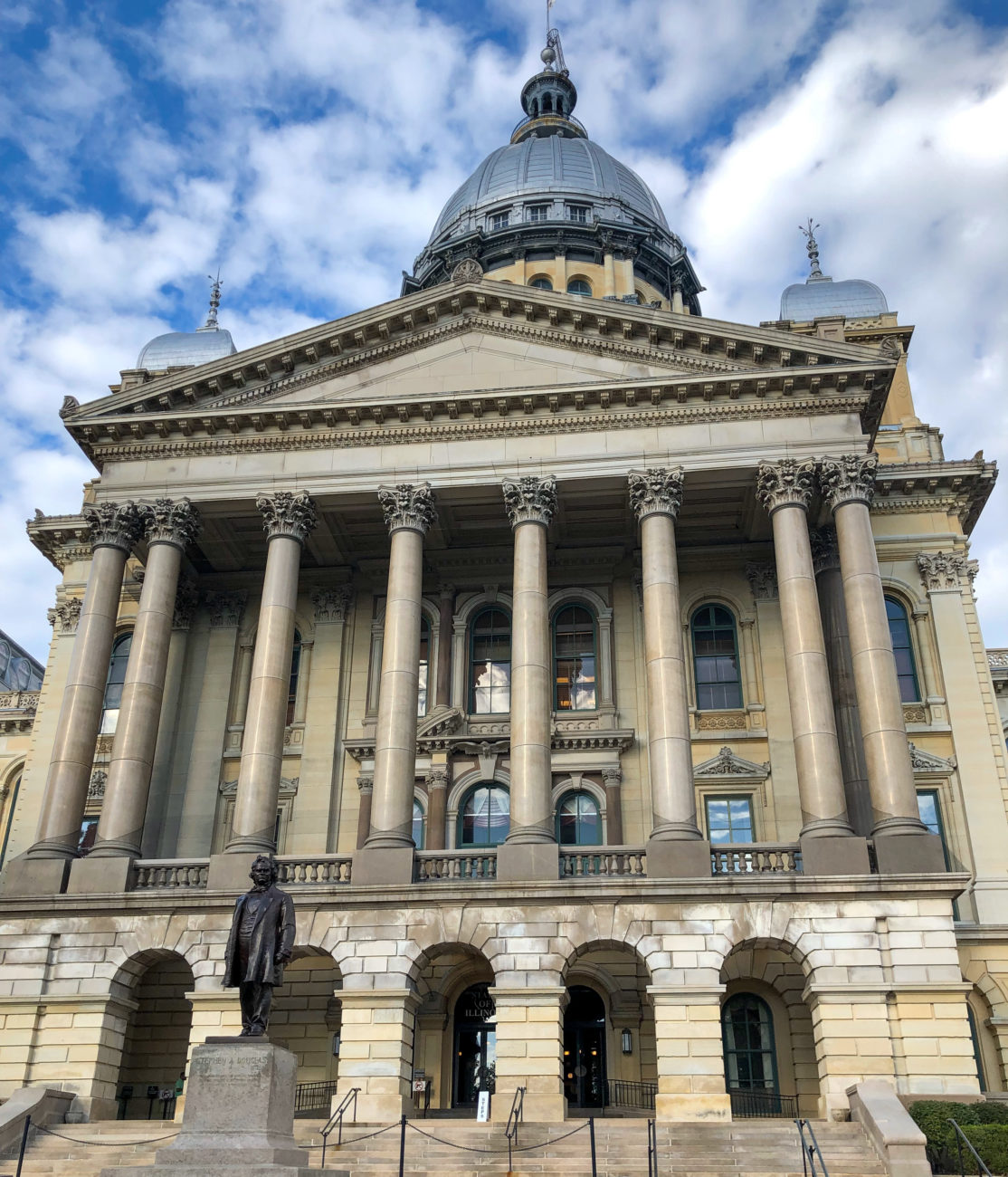 Das State Capitol in Springfield, Illinois, wo sich Abraham Lincoln und die Route 66 begegenen