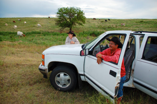 Bill und Nancy Moore führen ihre Dude Ranch in Kansas mit viel Liebe, bis zu sechs Besucher helfen ihnen bei der harten Arbeit