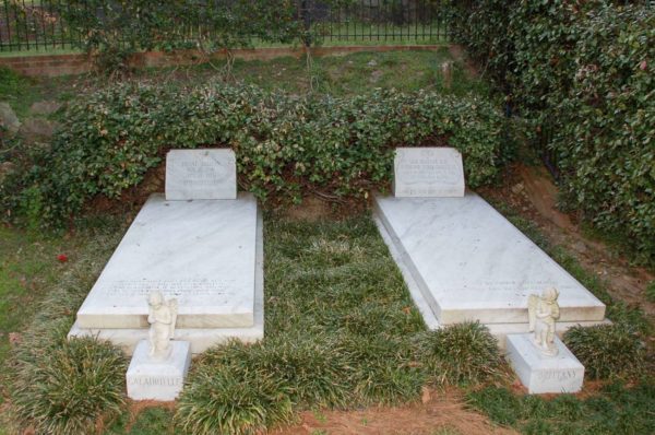 Das Grab von Rockstar Duane Allman in Macon im US-Bundesstaat Georgia