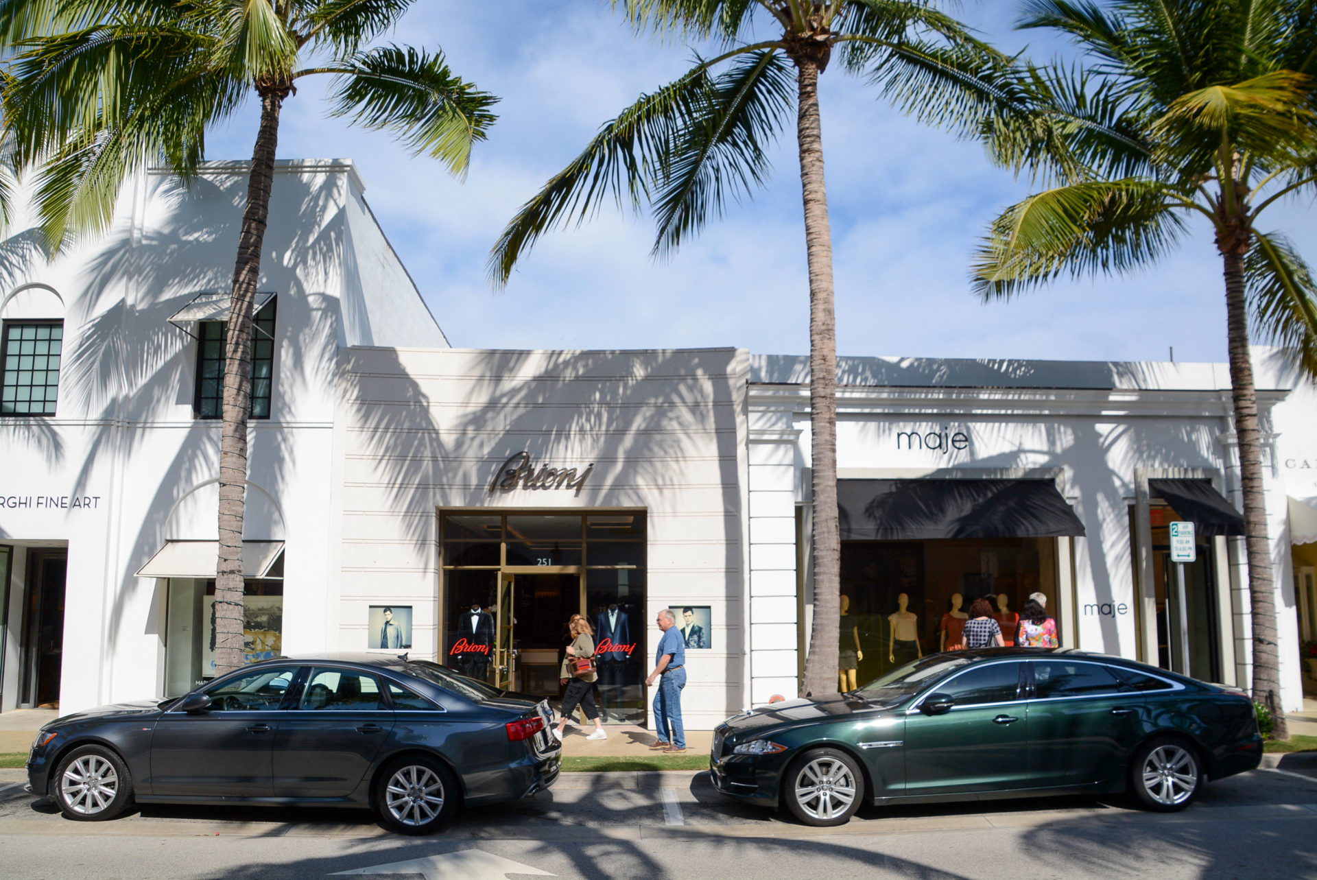 Die Worth Avenue in Palm Beach mit Geschäften