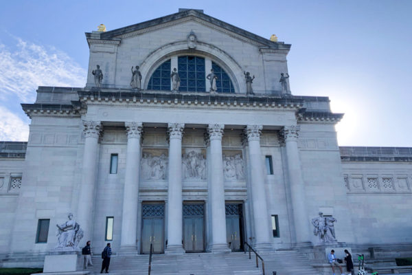 Wie ein Tempel sieht das Saint Louis Art Museum aus, es ist ein kostenloser Kick an der Route 66
