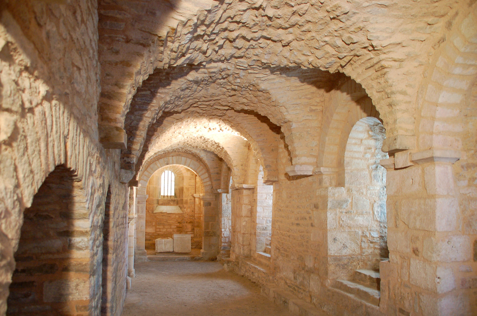 Gewölbe in der Abtei von Flavigny