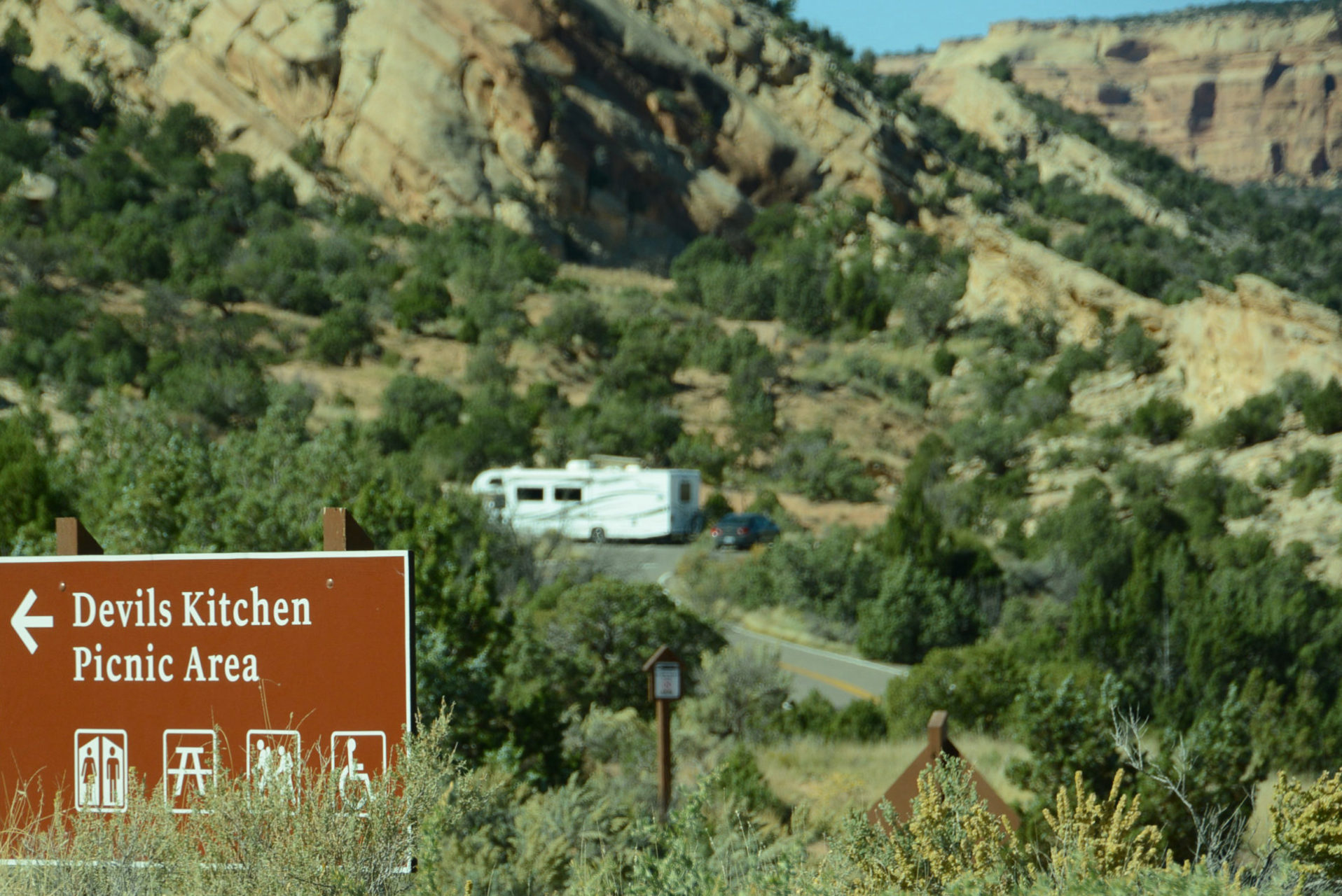 Bei einer Tour mit dem Wohnmobil durch Colorado gehört der Besuch der Devils Kitchen zum Standardprogramm