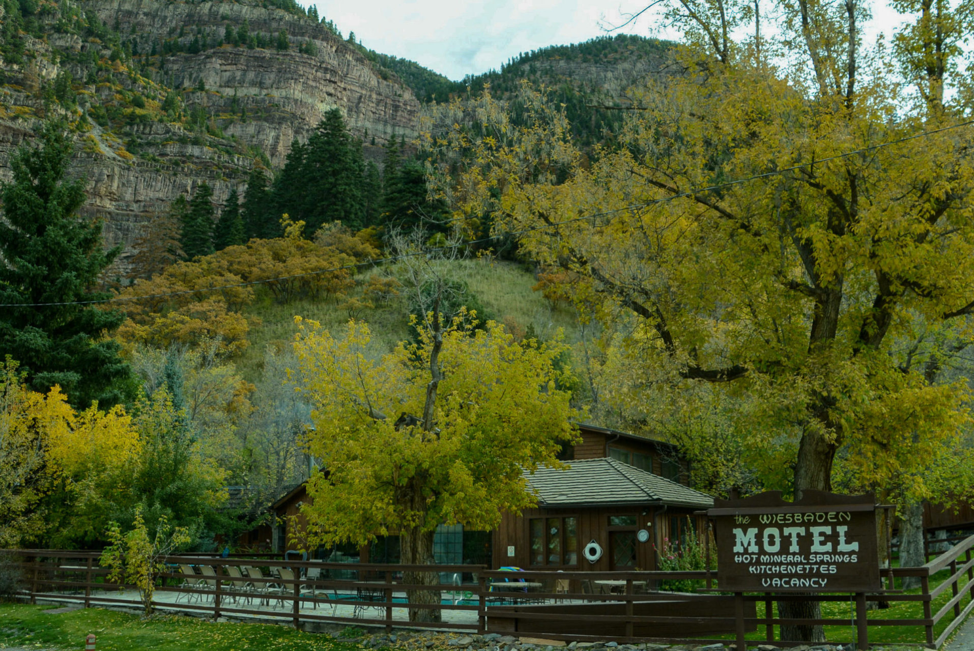 The Wiesbaden Motel mit dazugehörigen heißen Quellen in Colorado