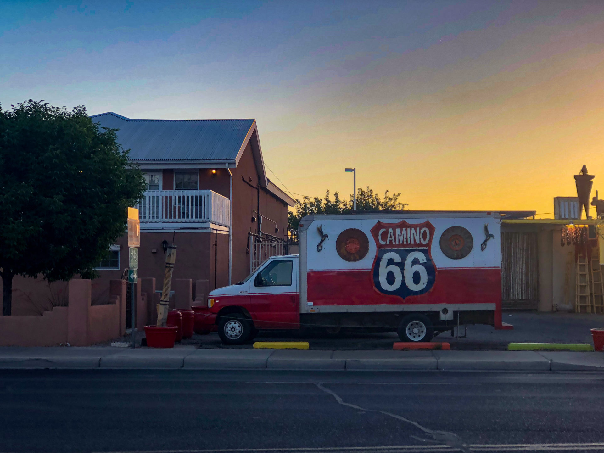 Lkw mit der Aufschrift Camino 66 in Albuquerque