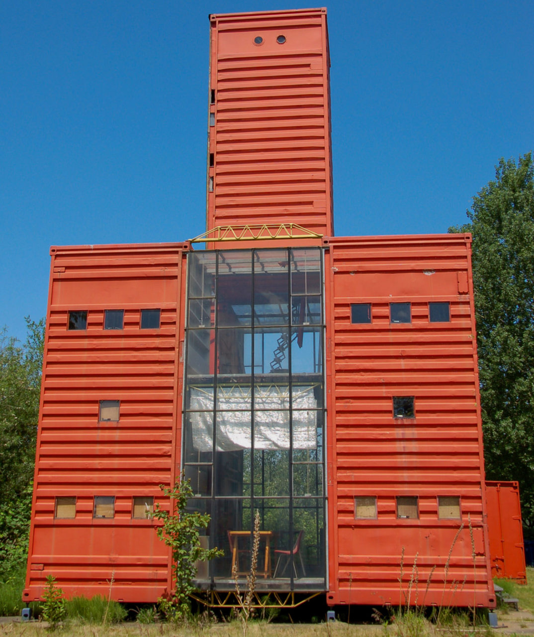 Das Haus Campus von Han Slavik im Viertel De Realiteit auf Flevoland