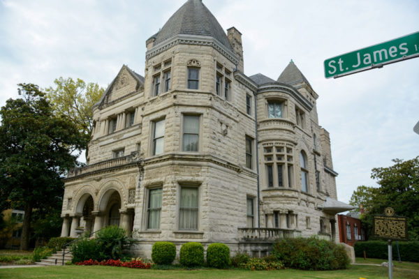 Historische Villa von Henry Hobson Richardson in Old Town Louisville