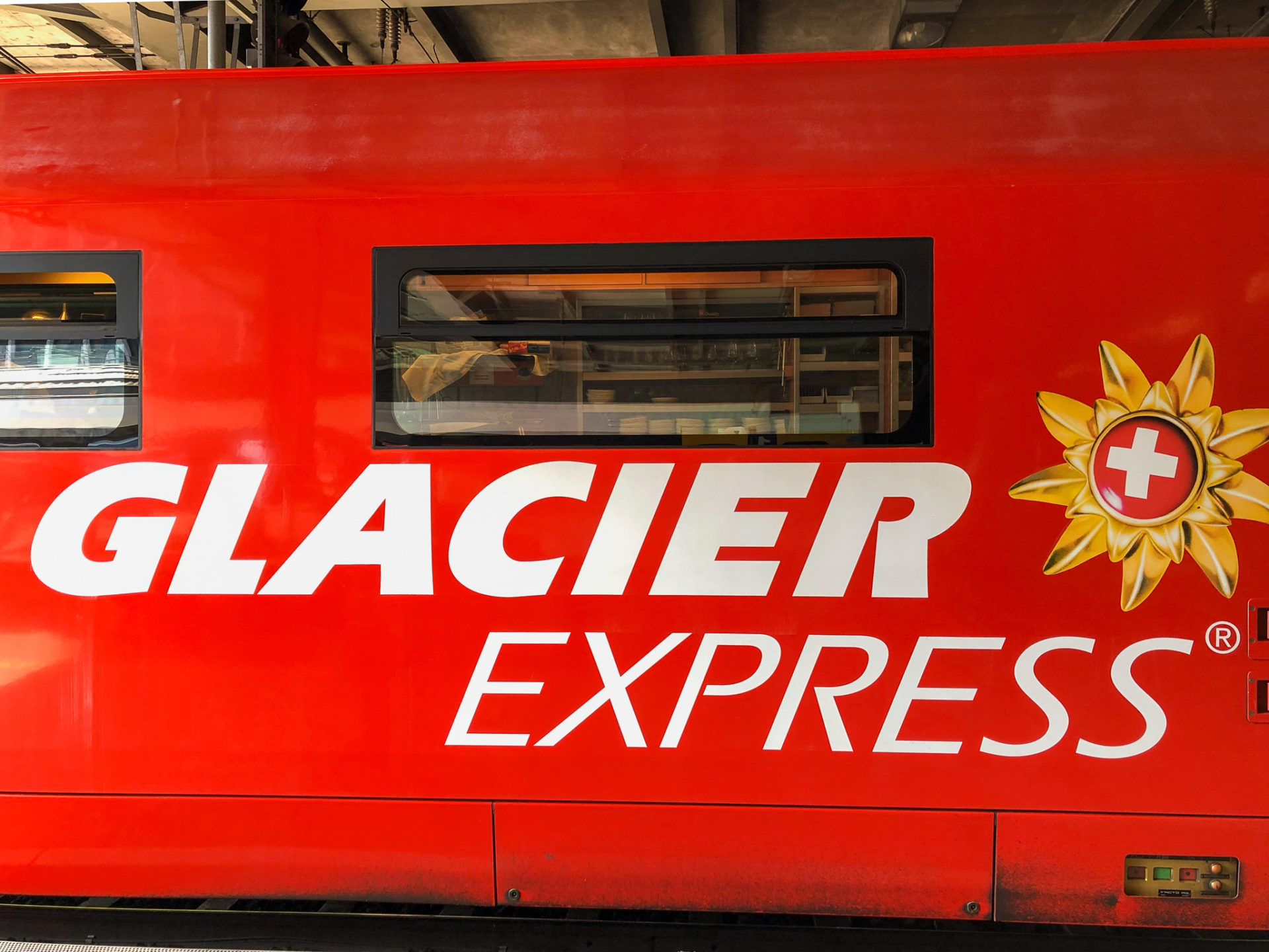 Mit dem Zug quer durch Europa: Der Glacier Express in Chur