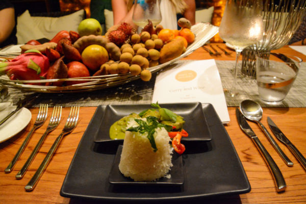 Dinner mit Currygerichten auf Mirihi Island