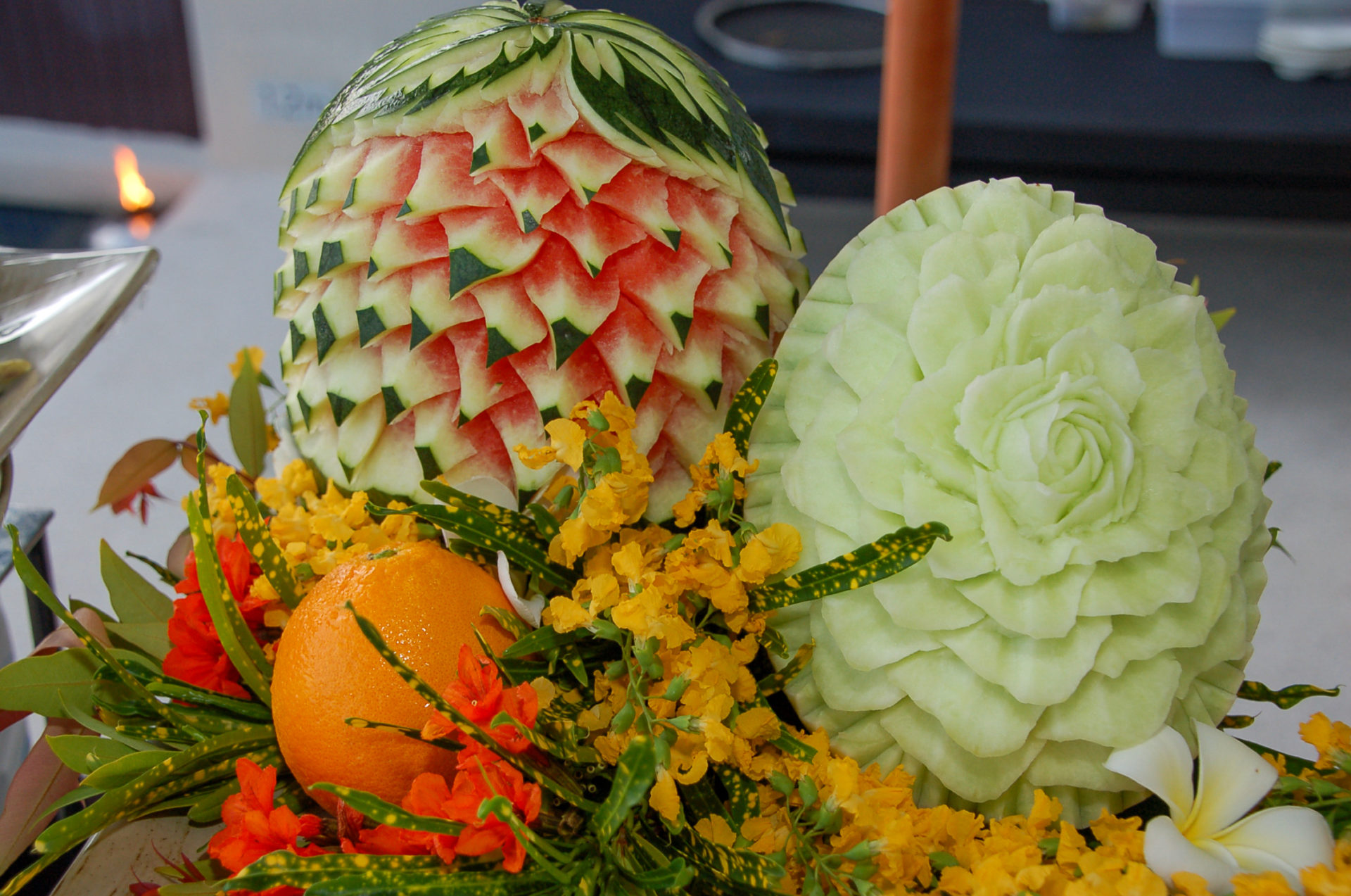 Kunstvoll Geschnitzte Melonen in Thailand