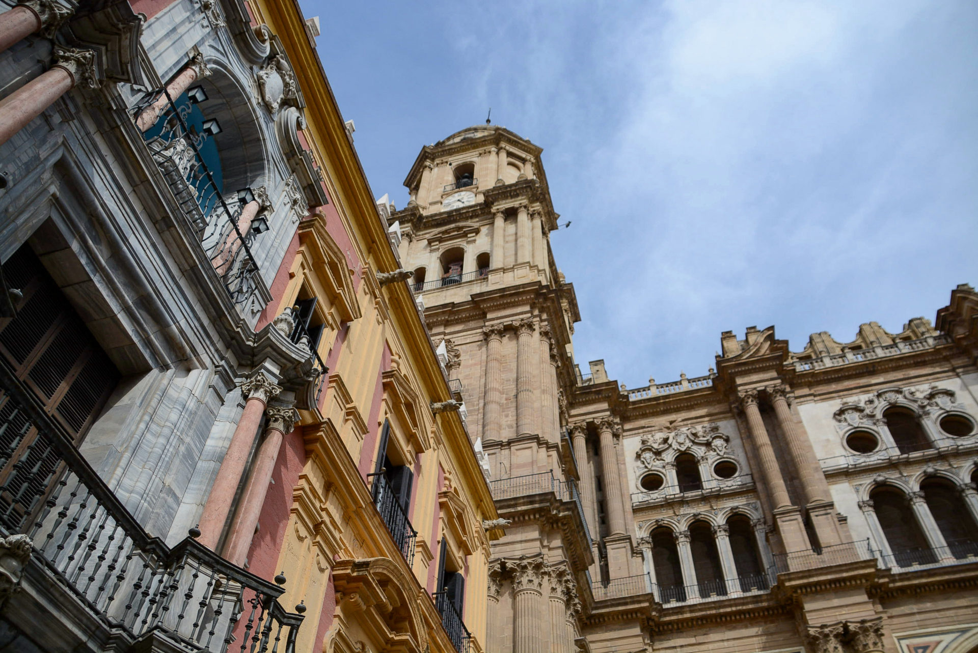 Die Kathedrale ist beim Stadturlaub in Málaga allgegenwärtig