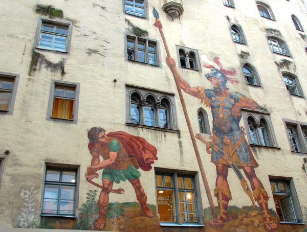 Fassadengemälde in der Altstadt von Regensburg