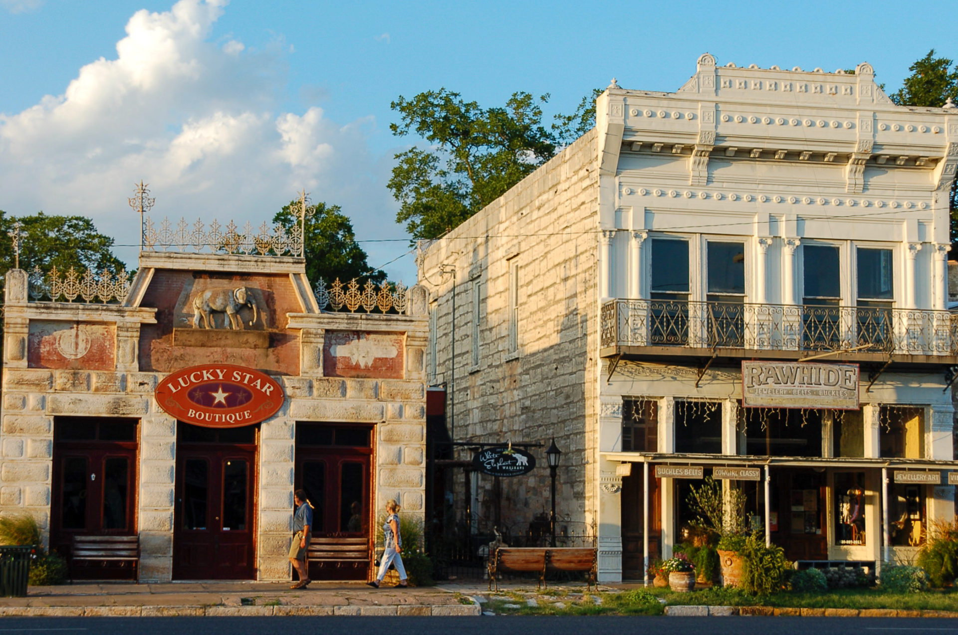 Straßenbild in Fredericksburg in Texas mit Wildwest-Romantik