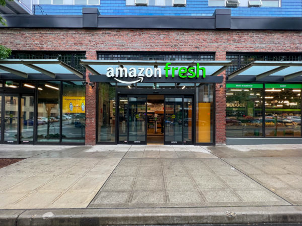 Filiale des Supermarktes Amazon Fresh in der Innenstadt von Seattle