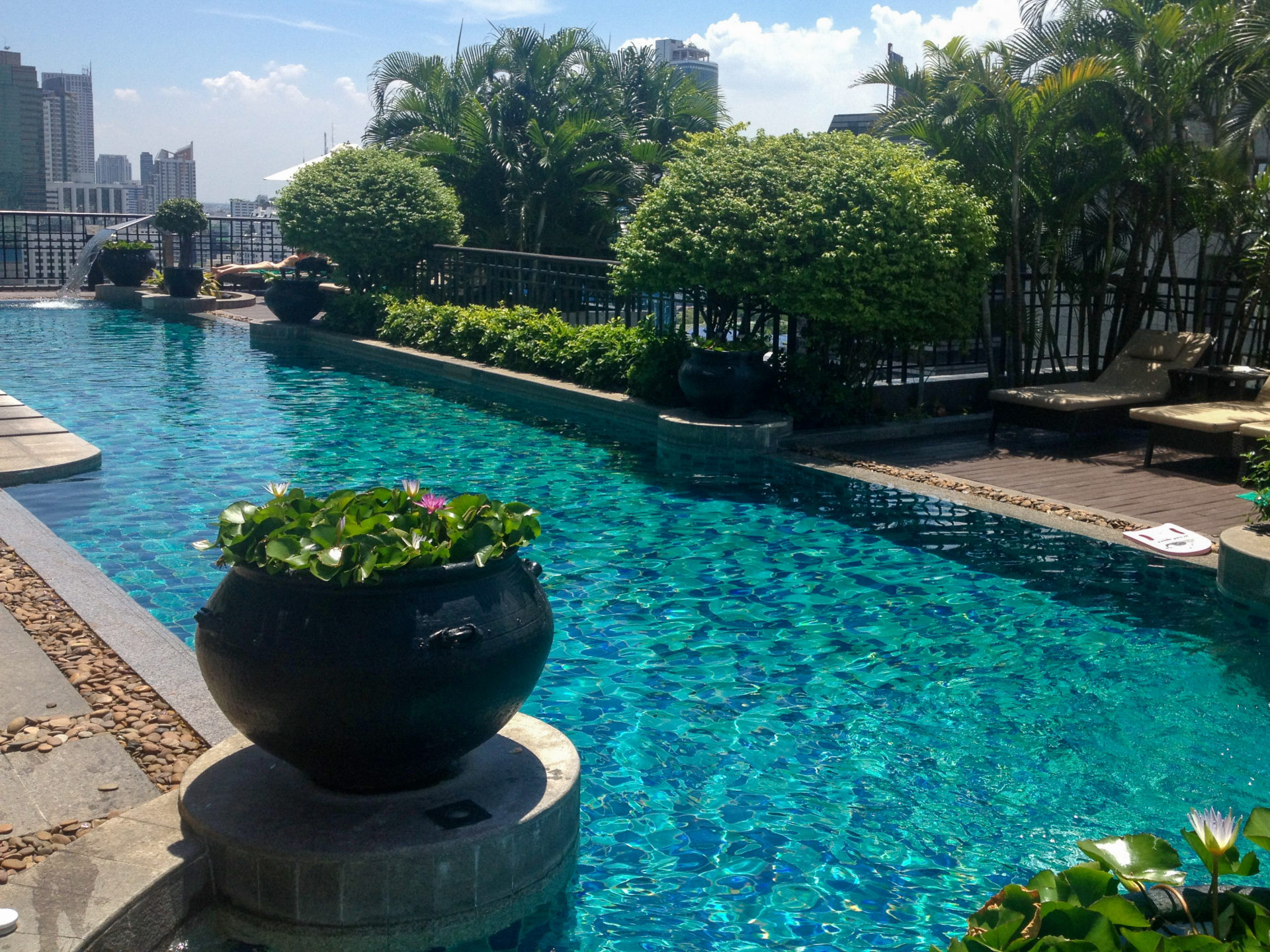 Rooftop-Pool im Banyan Tree Hotel in Bangkok