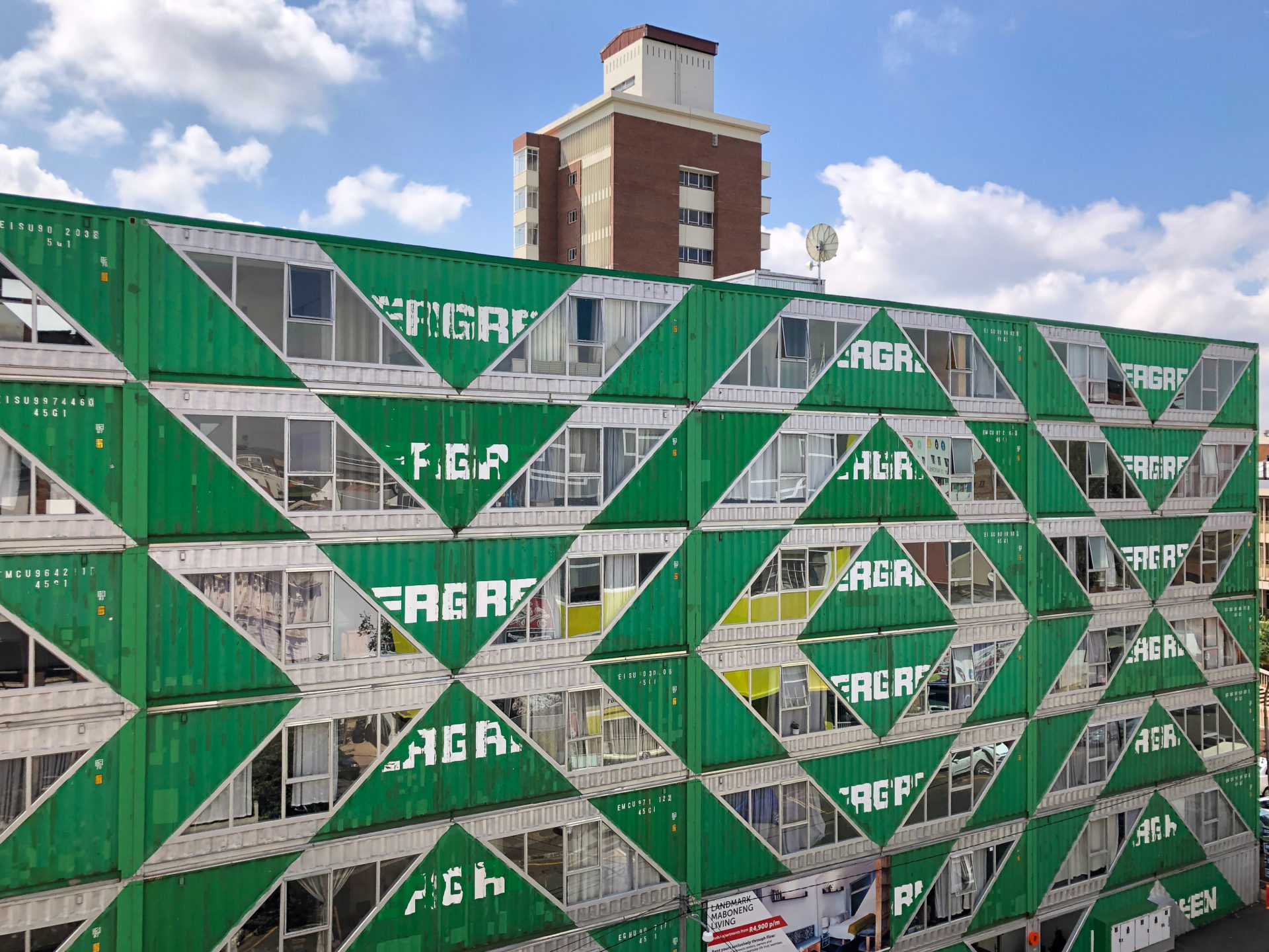 Container-Siedlung in Maboneng in Johannesburg