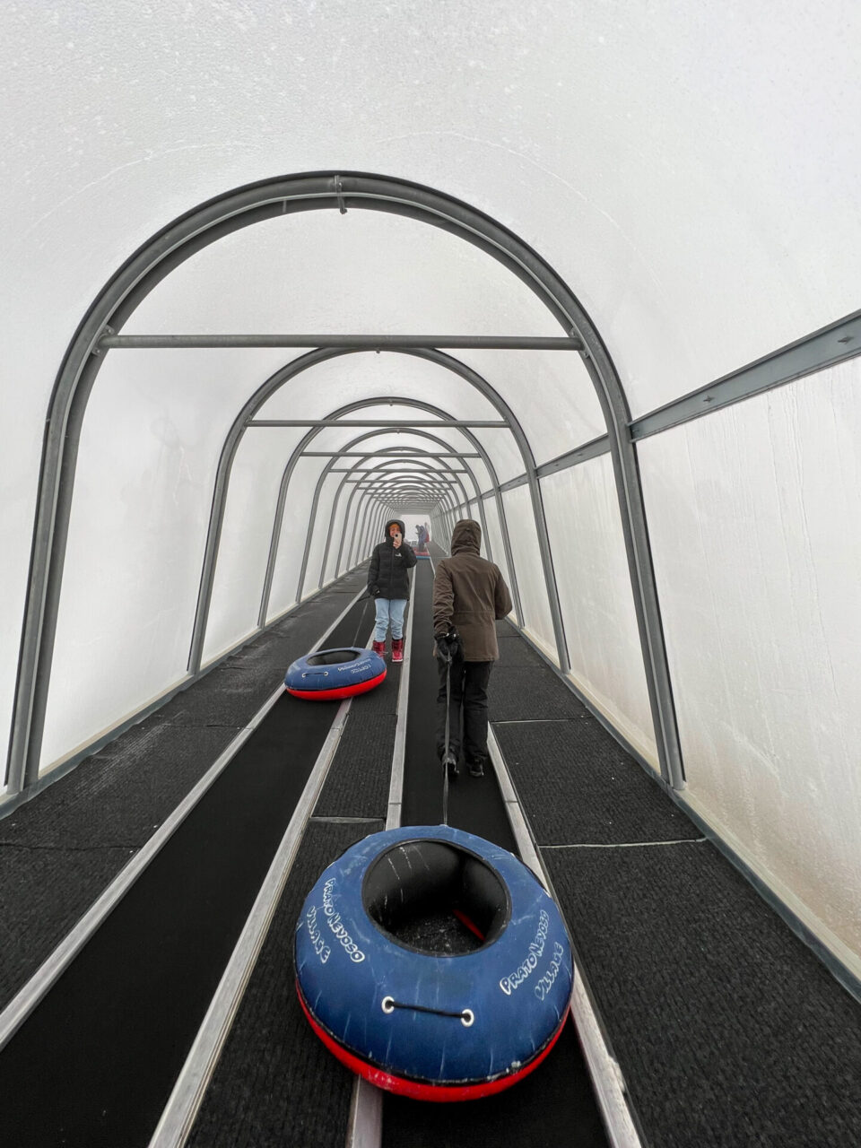 Reifen zum Pistenrutschen in Praro Nevoso im Piemont