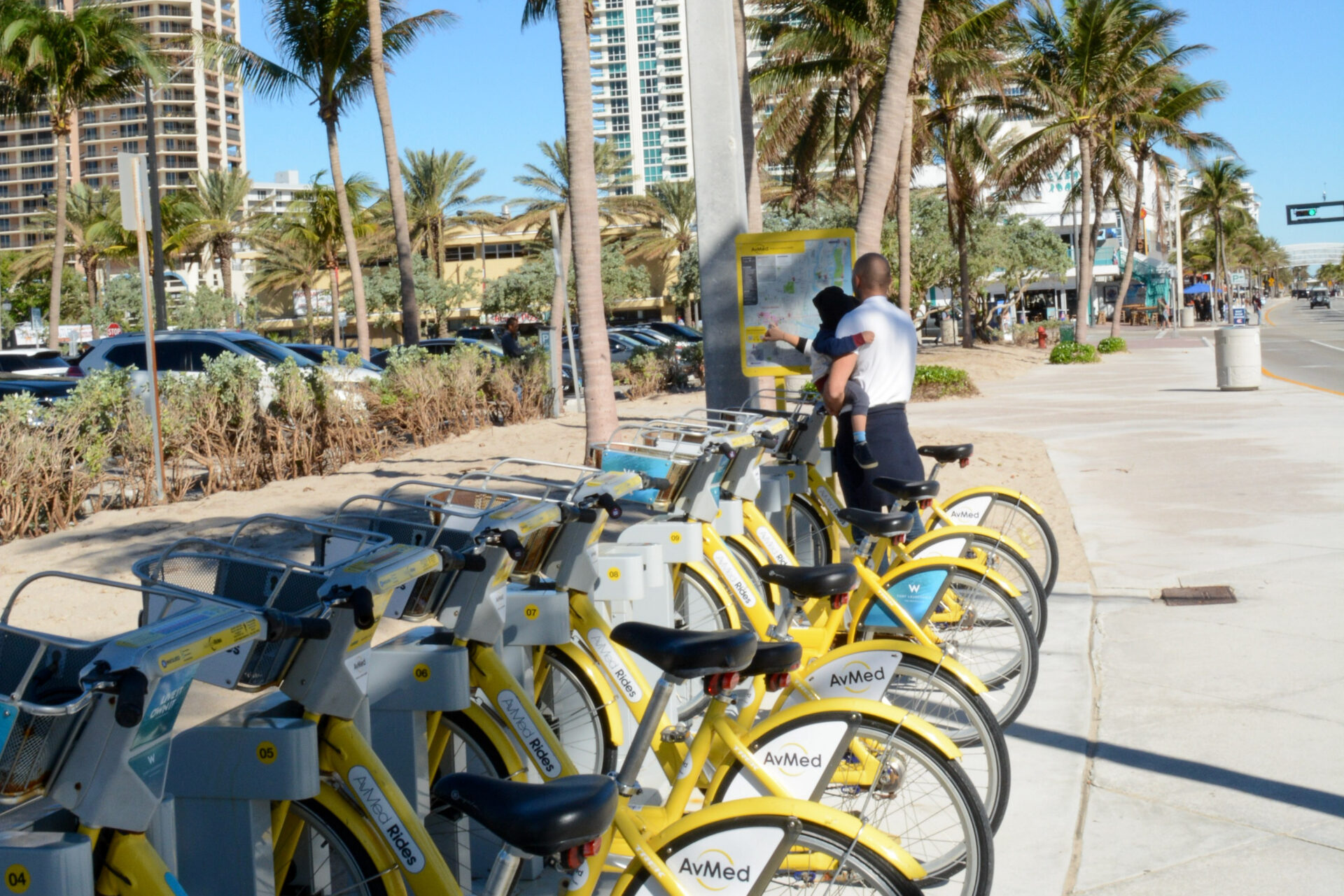 Leihfahrräder am Strand helfen in Fort Lauderdale ohne Auto