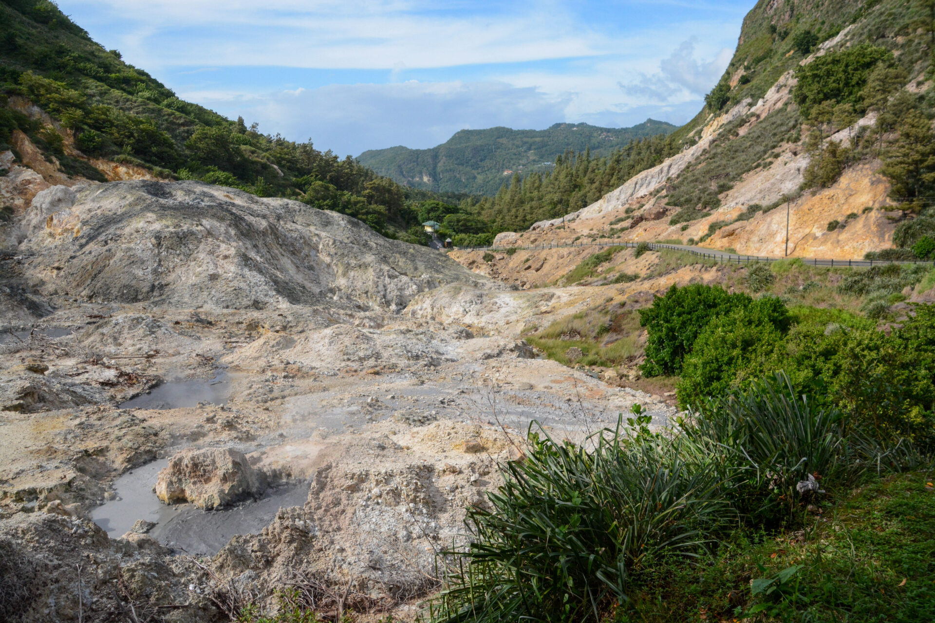 Soufrière Drive In Vulkan gehört zu den Highlights von Saint Lucia