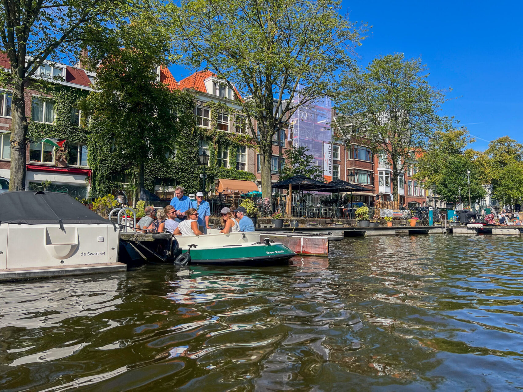 Startpunkt der Grachtenrundfahrt durch Den Haag an der Bierkade