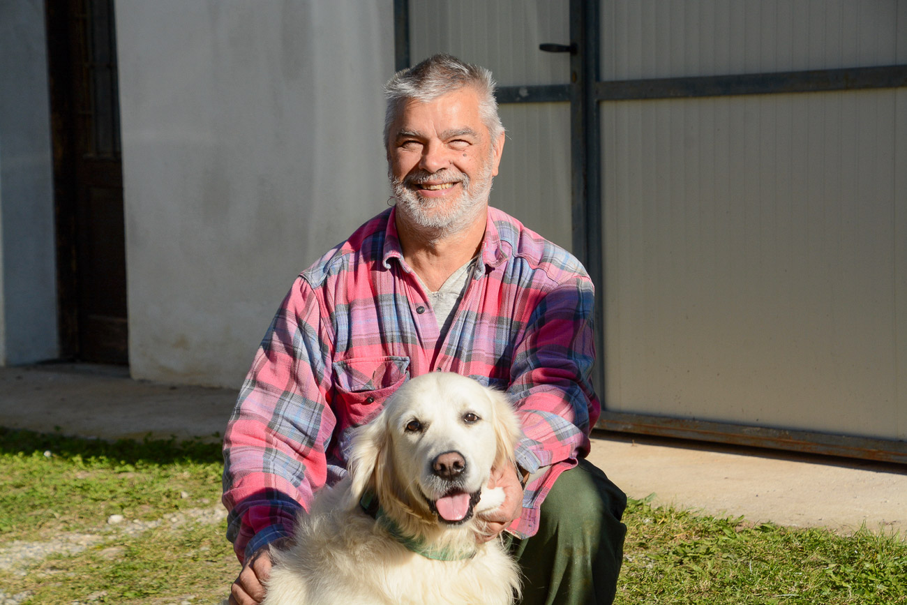 Mauro Benin mit seinem Hund