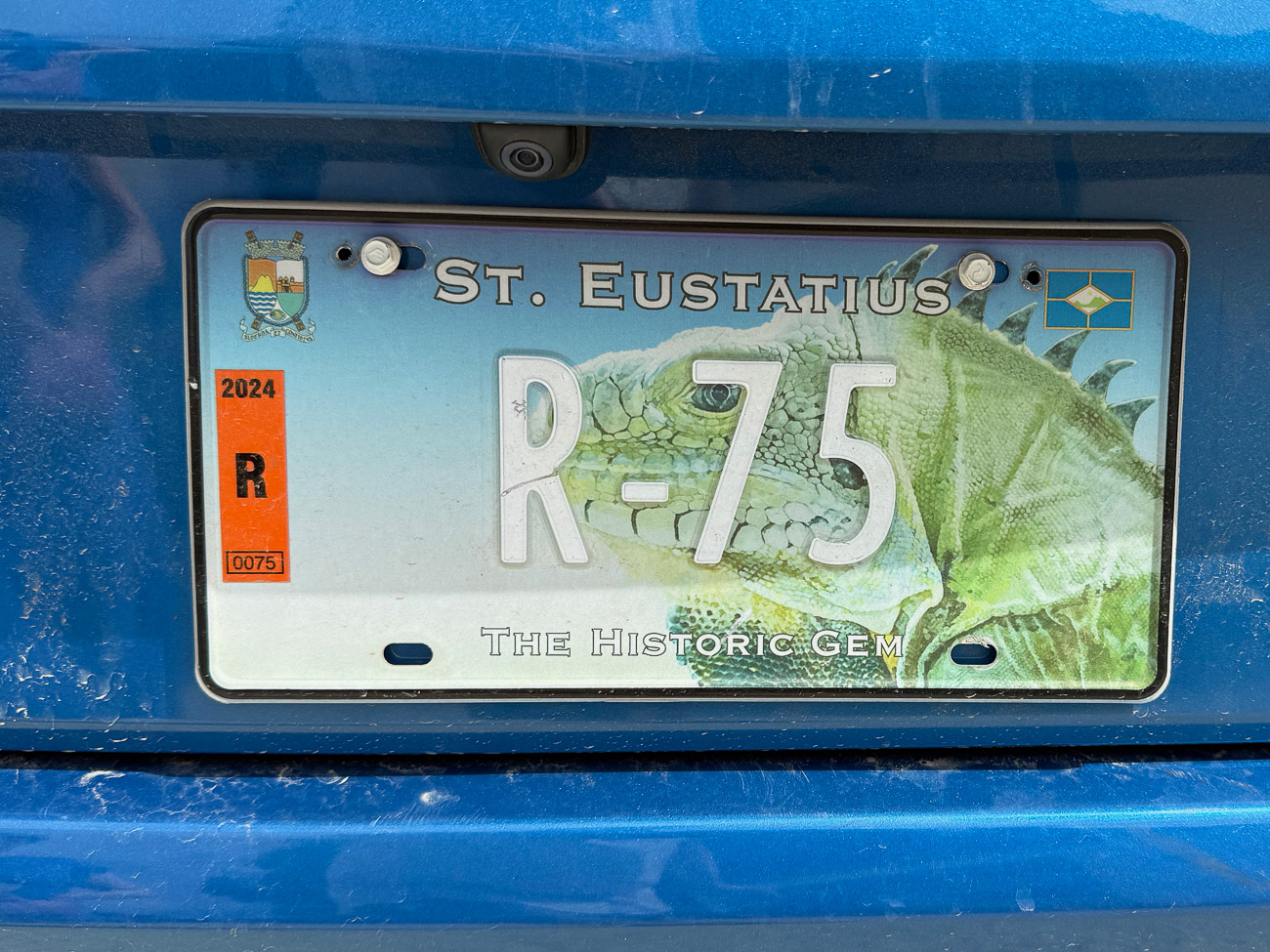 Nummernschild von Sint Eustatius mit Leguan darauf