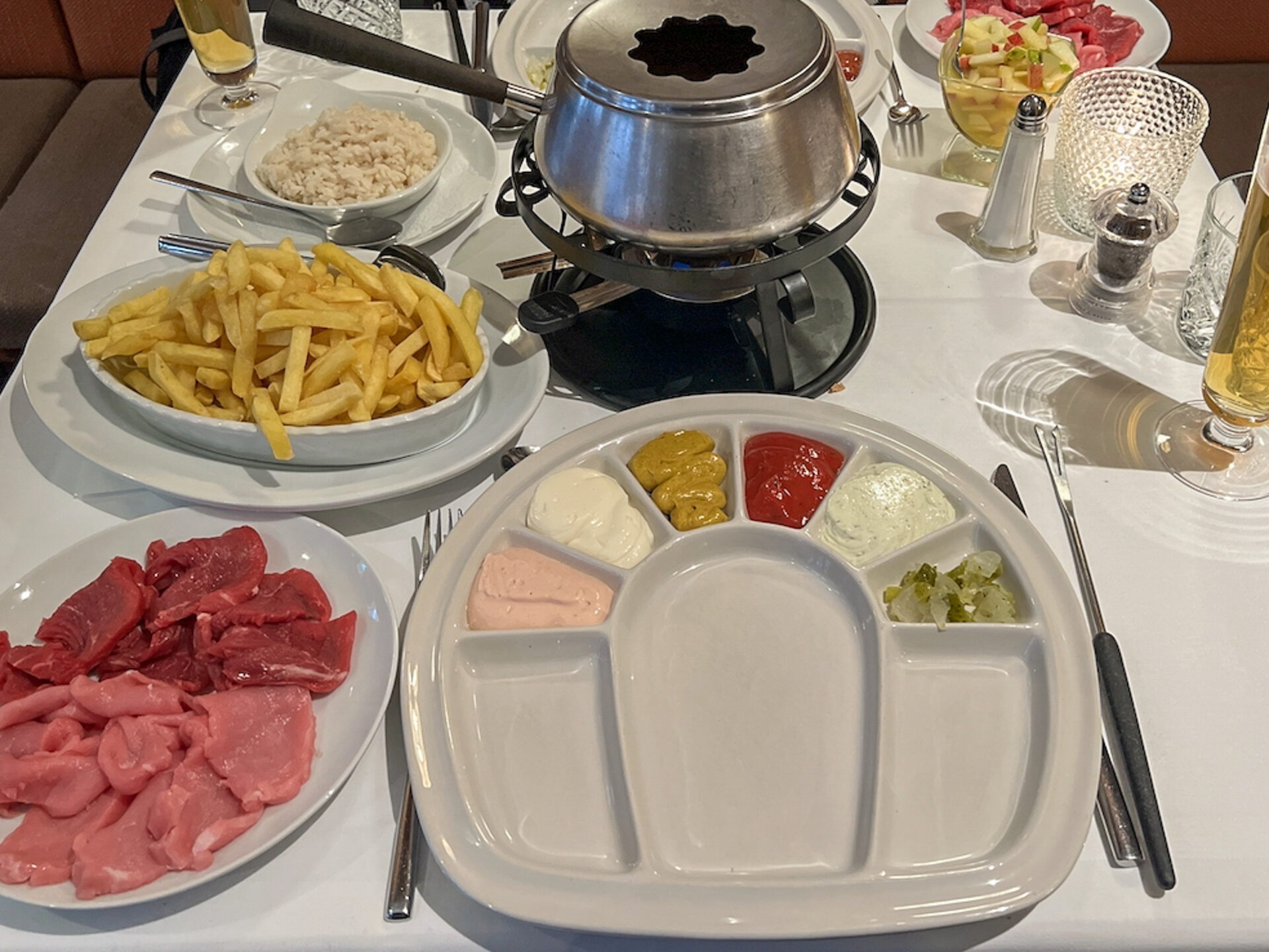 Fondue im Hotel Pollux in Zermatt